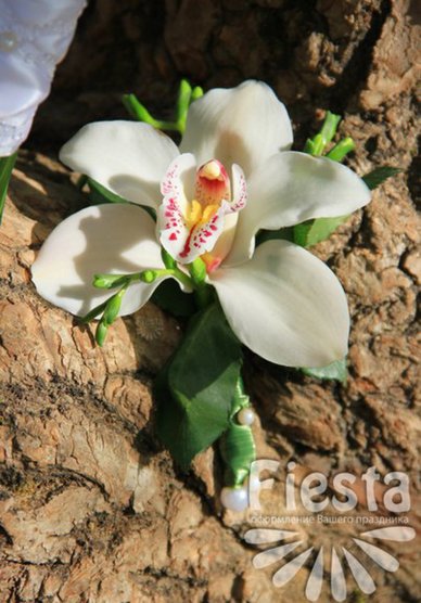 Бутоньерка Ф8416 - Мастерская праздничного декора ФИЕСТА