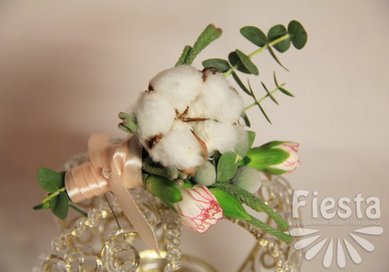 Бутоньерка Ф8425 - Мастерская праздничного декора ФИЕСТА