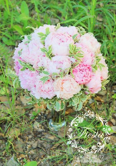 Букет Ф9740 - Мастерская праздничного декора ФИЕСТА