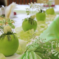 Аксессуар из цветов Ф8438