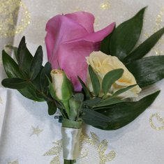 Бутоньерка Д8575